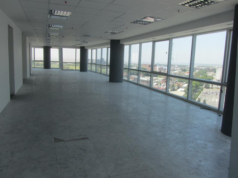 Oficina 200 m2 con 2 cocheras - World Trade Center II - Puerto Madero