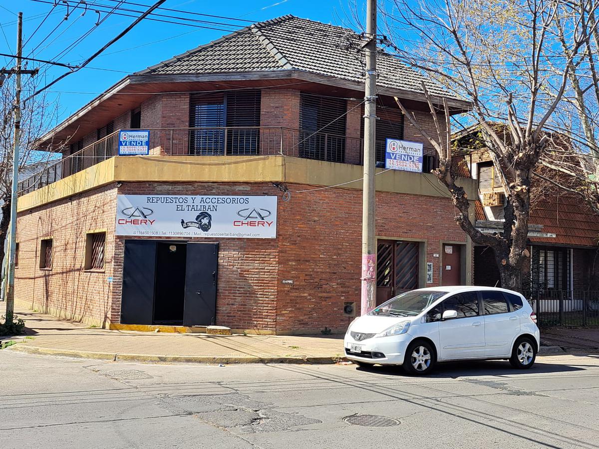 Departamento 3 Ambientes y Local en PB - Quilmes